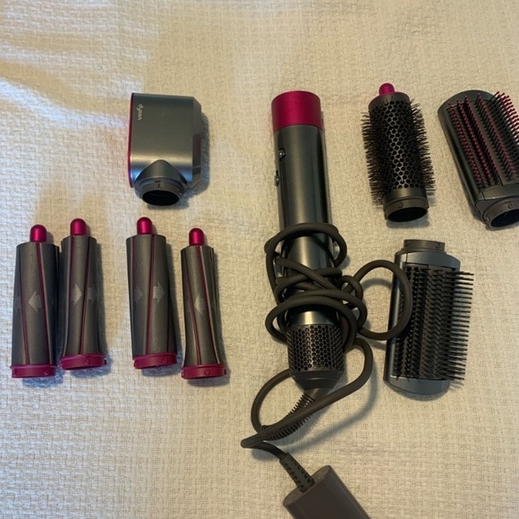 Dyson airwrap - Picture 2 of 6